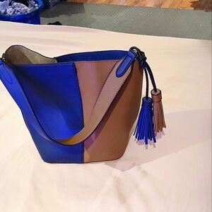 Absolutely beautiful ESPE bag!